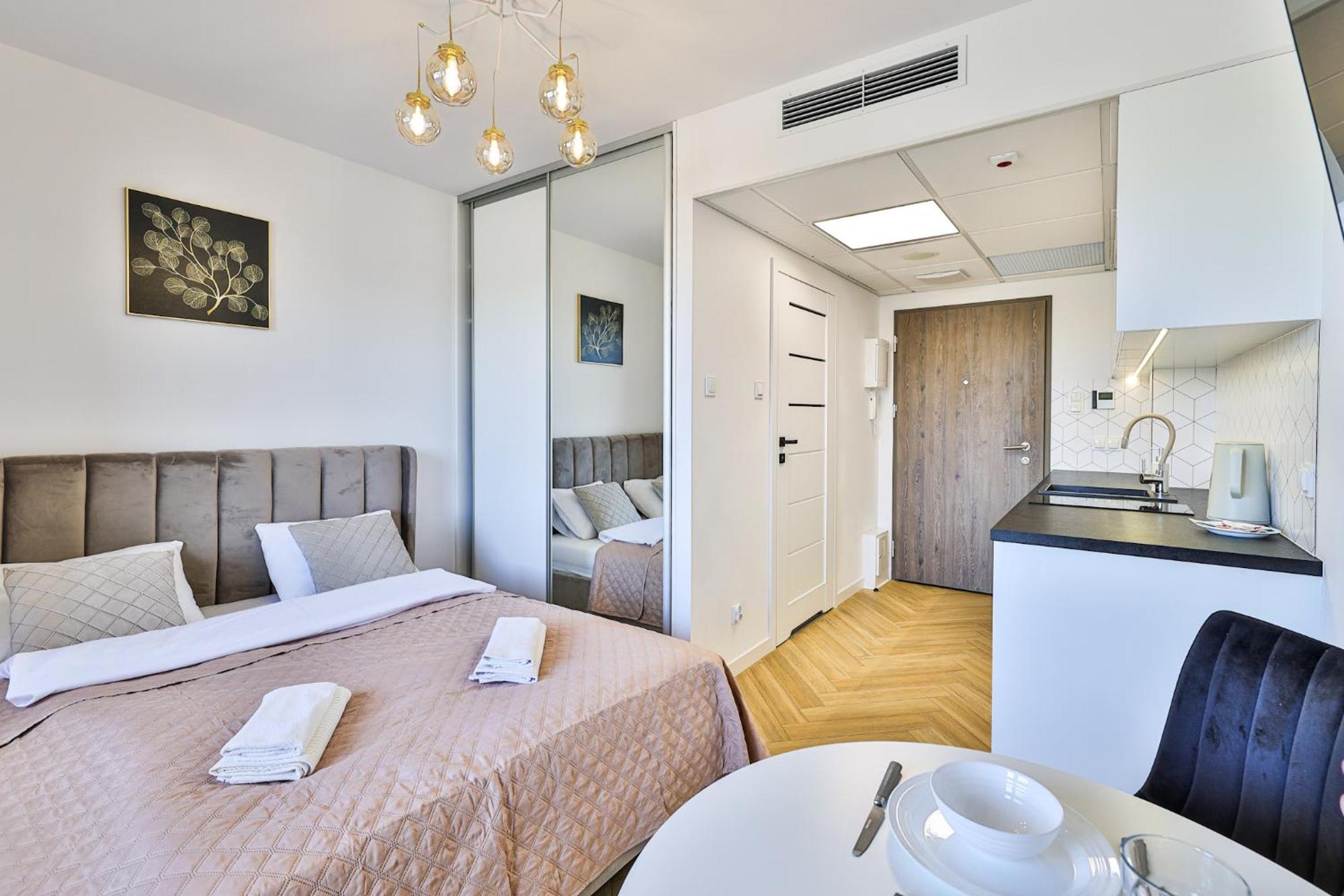 Pileckiego 59 Free Parking By Perfect Apart Варшава Екстер'єр фото